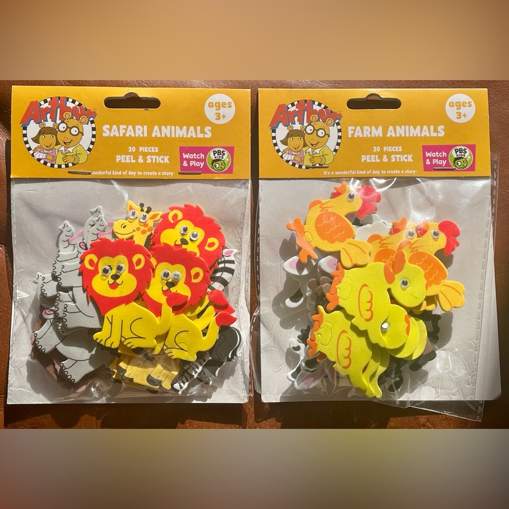 BNWT! Arthur, 40 PIECES, 3D GOOGLY 👀s 
ANIMAL, 😻🦁🐯🐤 PEEL & STICK STICKER BUNDLE